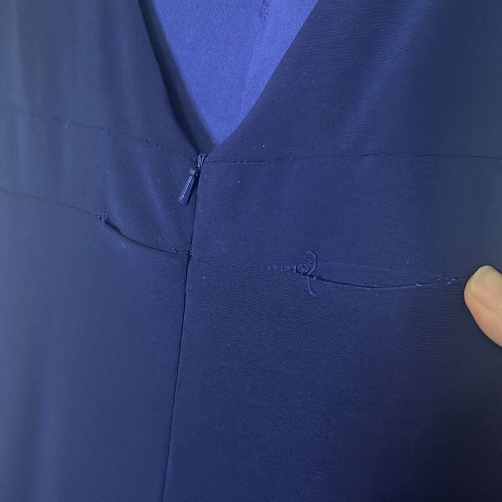 Show stopper MacDuggal Gown - Picture 6 of 7